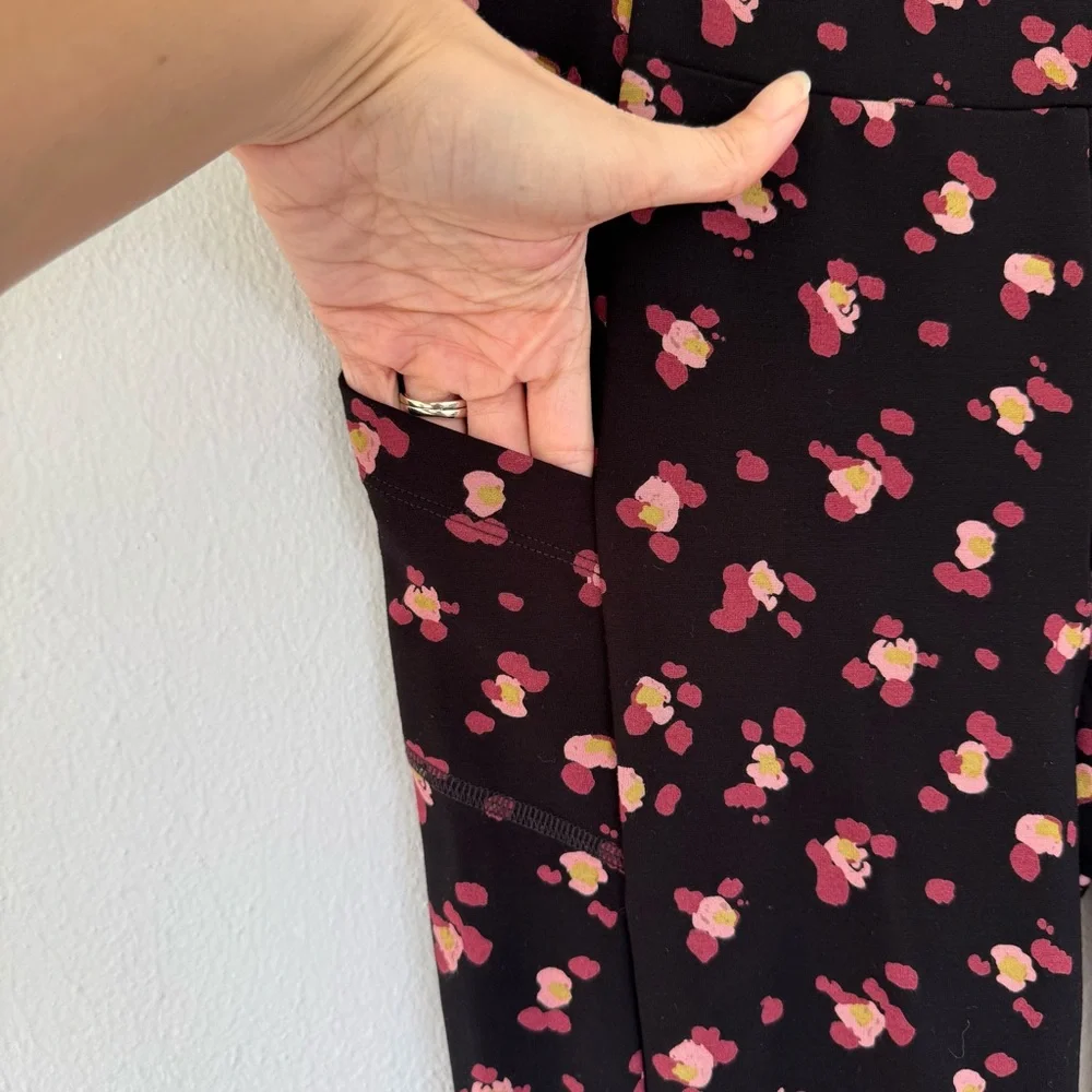 CAbi black pink high rise abstract floral stretch pocket leggings size medium